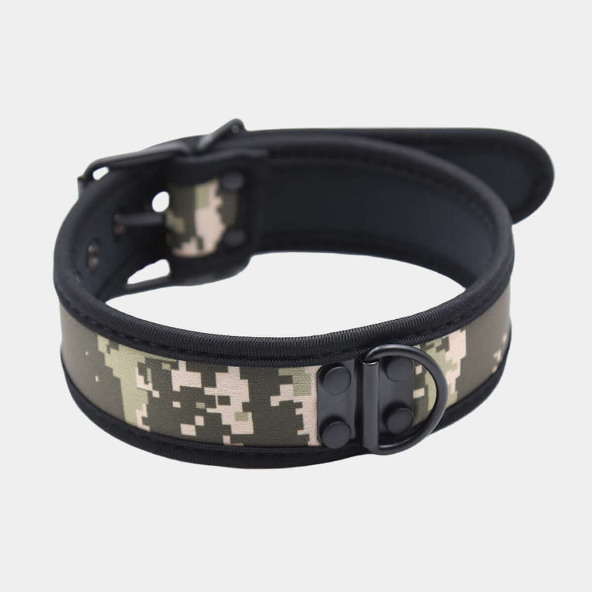 Beta Pup Collar Camo at Tickle & Twist