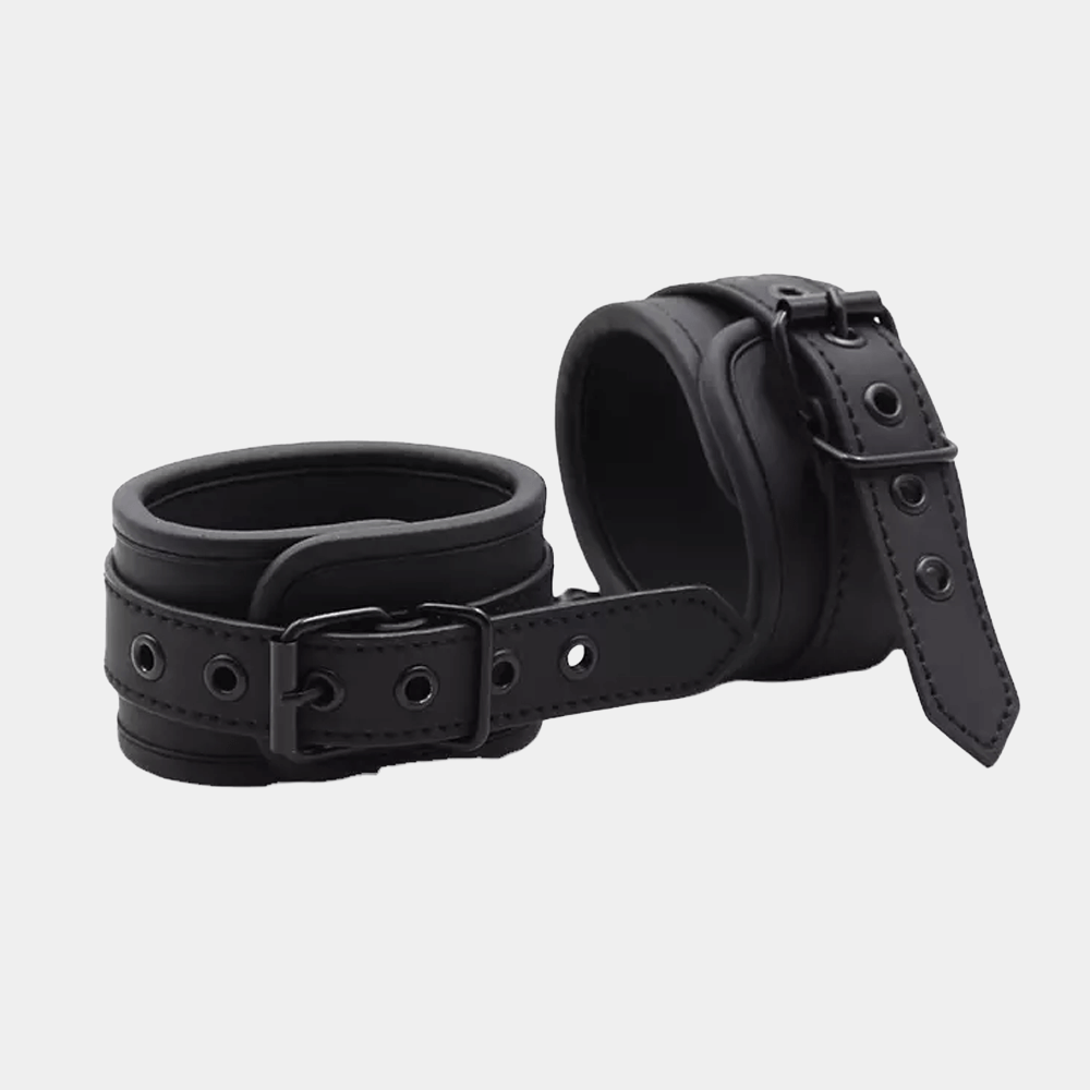 Cozy Control Wrist Wraps at Tickle & Twist